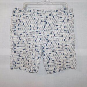 IZOD Golf Womens 16 White Blue Golf Balls & Tees Shorts